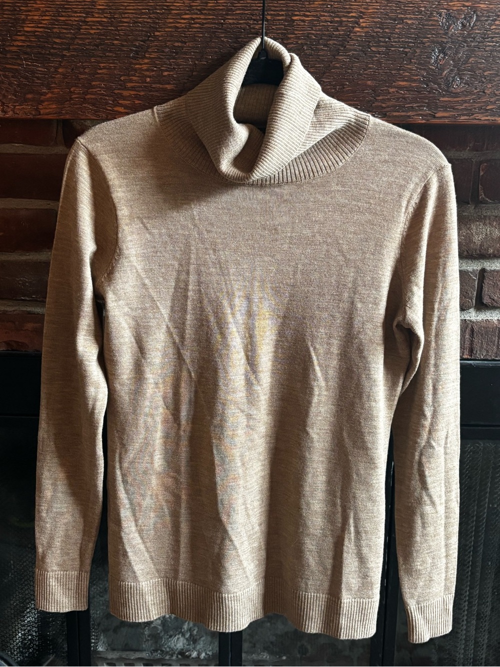 Pendleton 100% Merino Wool Turtleneck Sweater | Tan Camel Knit Pullover